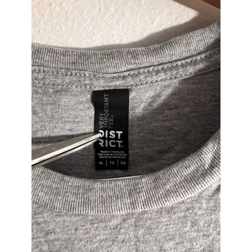 District Very important tee Brand Nick's Bar Somewhere on Bee Ridge Road Mens XL - Picture 7 of 7
